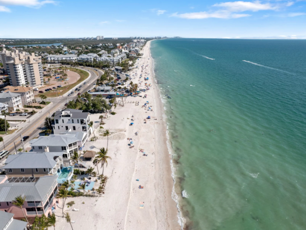 Luxurious 6-Bedroom Beachfront Residence Near Bonita Beach